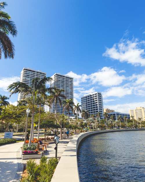 WEST PALM BEACH, FL